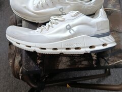 Adidasi barbati NR 42 ( nu trimit prin curier sau posta