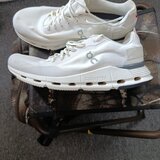 Adidasi barbati NR 42 ( nu trimit prin curier sau posta